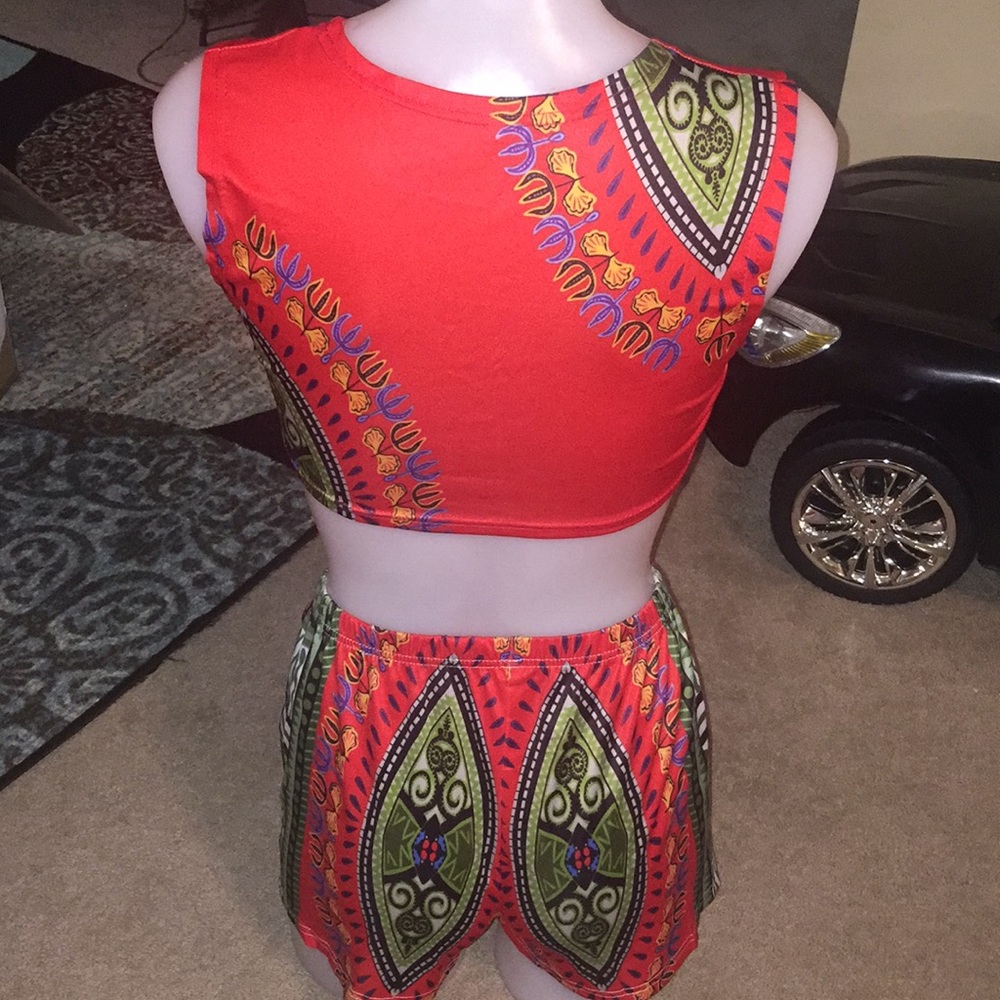 Tribal Short Set - Picture 5 of 6